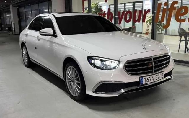 인천외제중고차 E-클래스 W213 E220d 4MATIC 익스클루시브 매물 사진 7 - 2023/03 56,893km